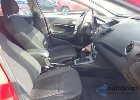 2015 Ford Fiesta Se z USA, uszkodzony, nr VIN 3FADP4EE1FM175720